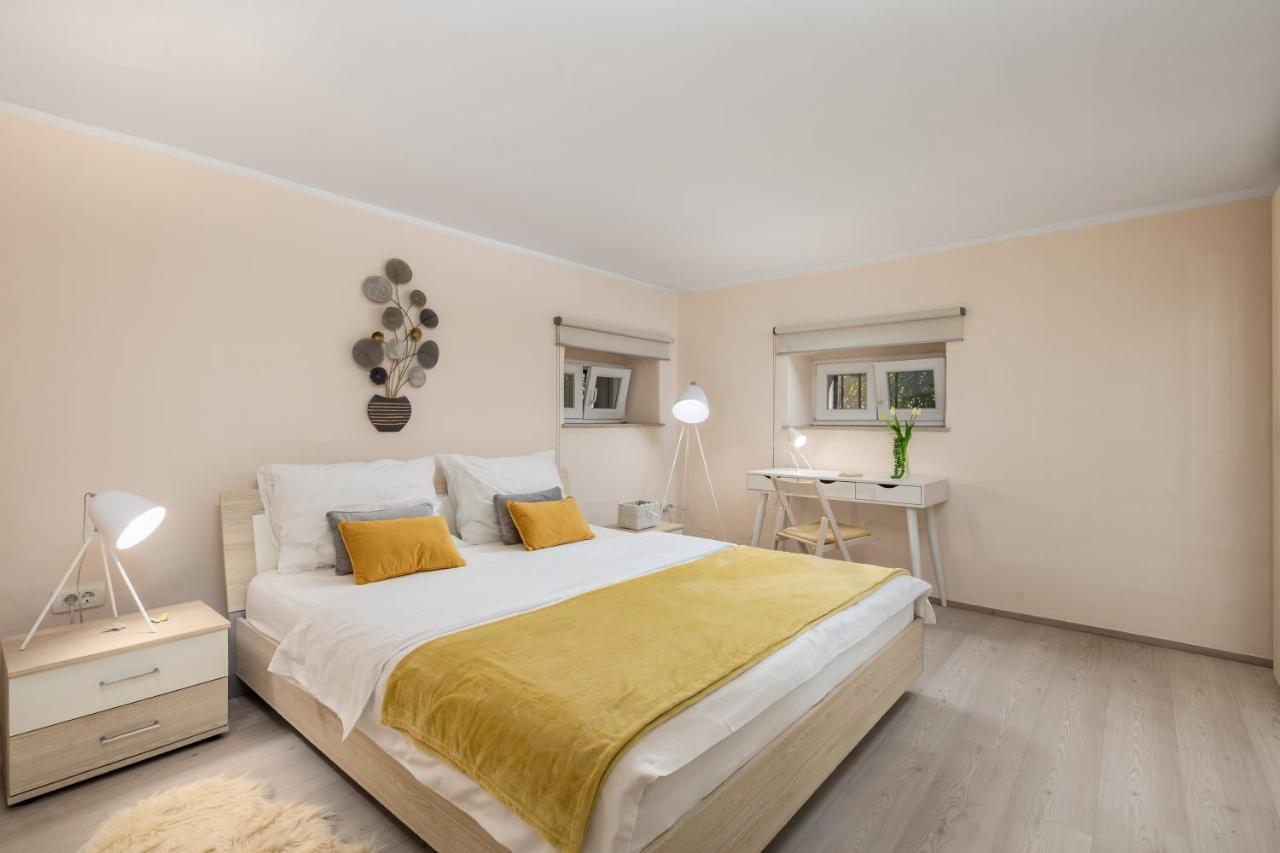 Apartment Carolina Opatija Dış mekan fotoğraf