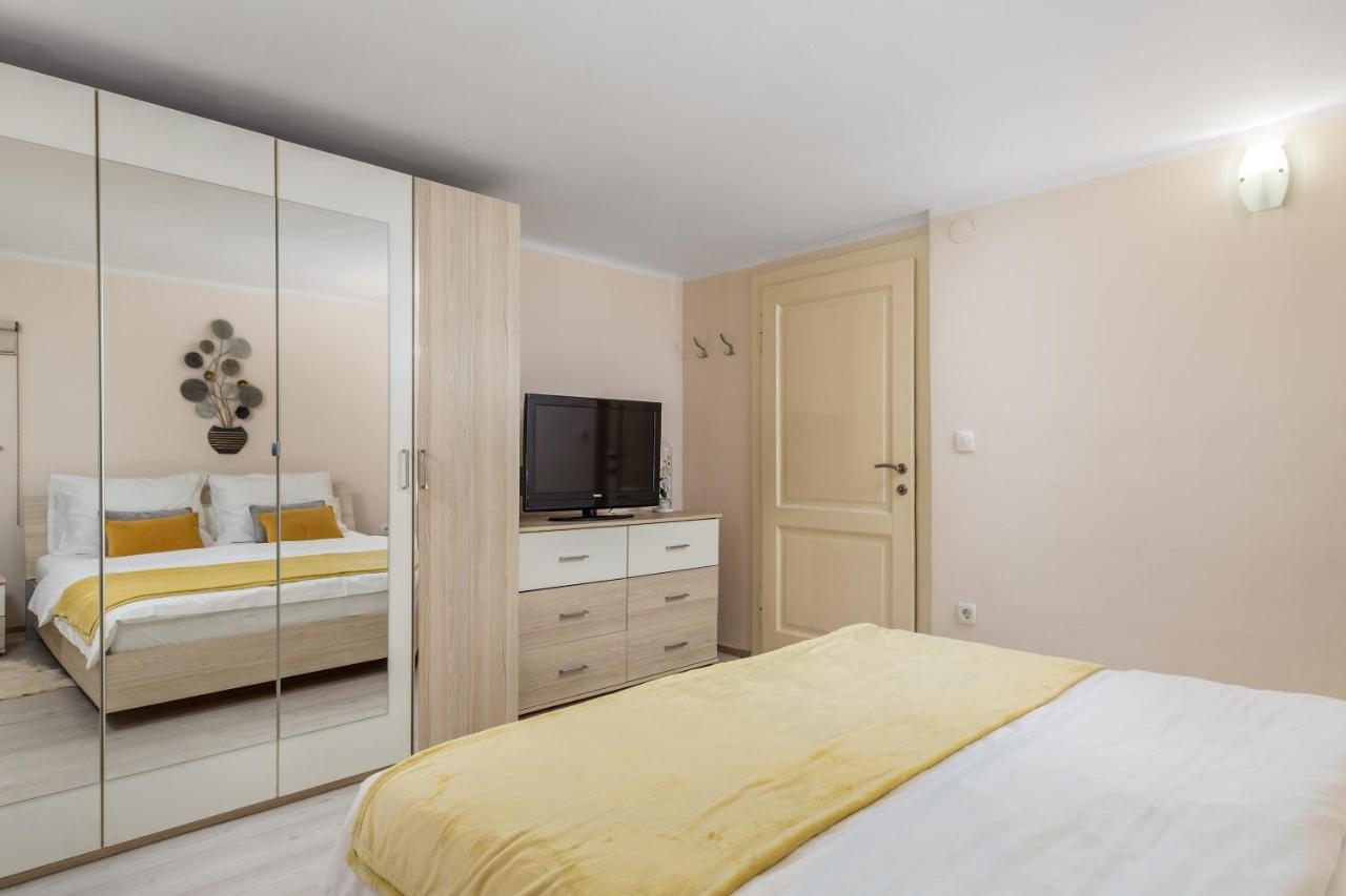 Apartment Carolina Opatija Dış mekan fotoğraf